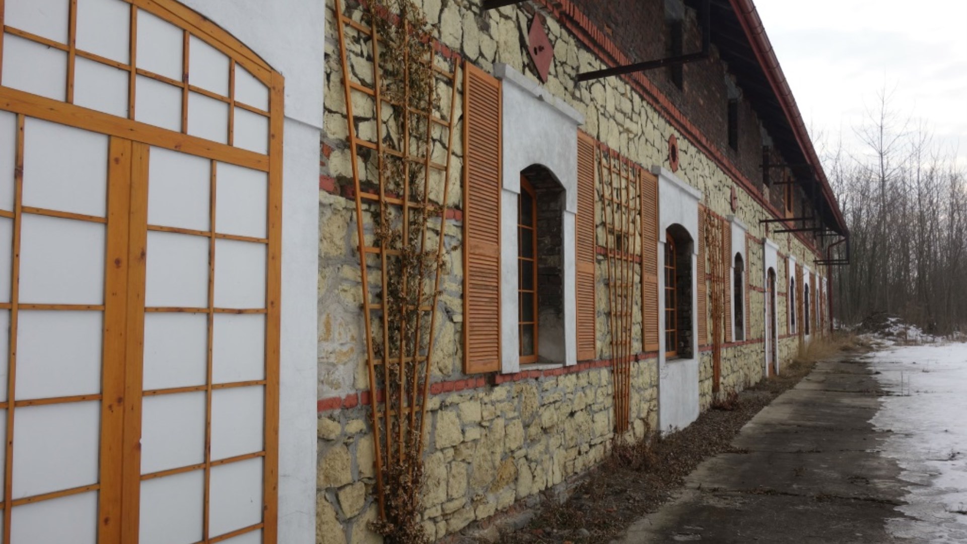 Lokal na sprzedaż